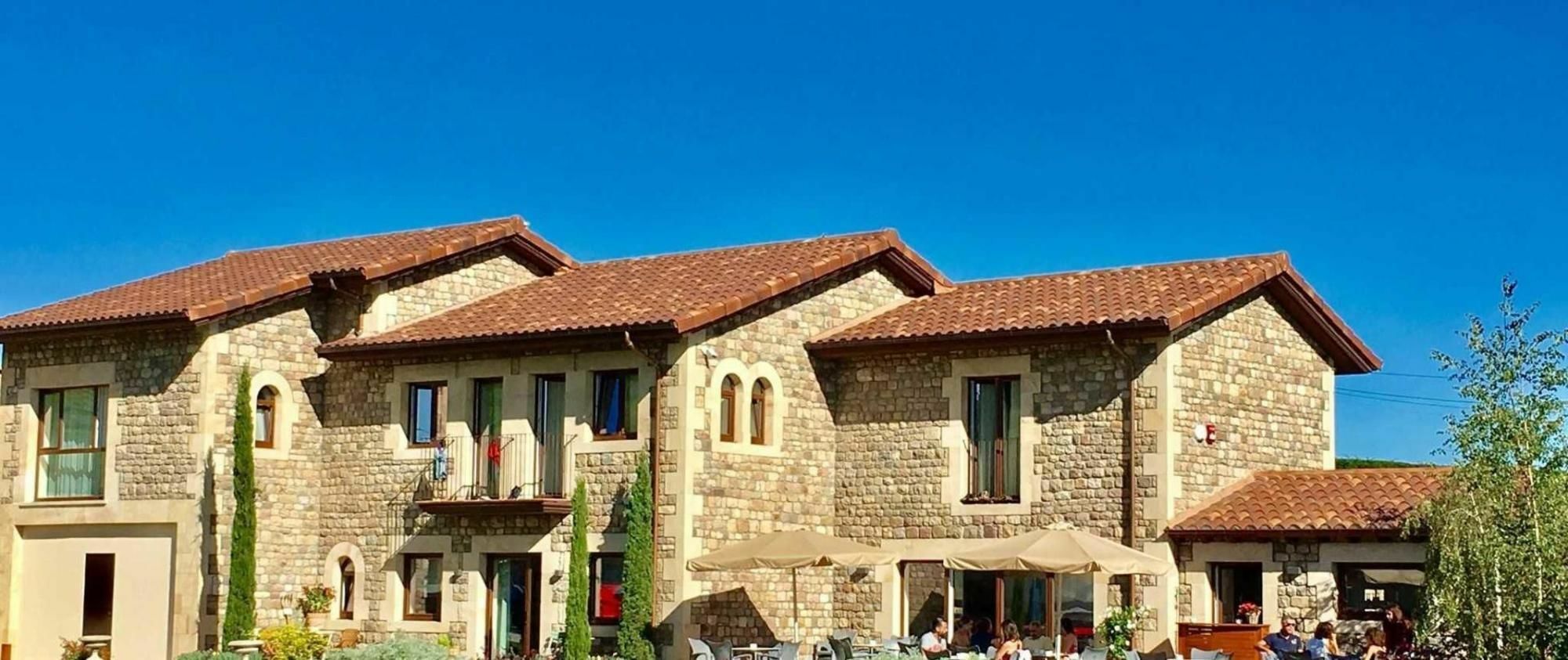 La Fuentona De Santillana Santillana del Mar Extérieur photo